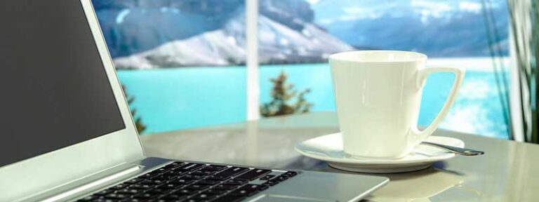 Best Laptops for Traveling Business- Buyer’s Guide